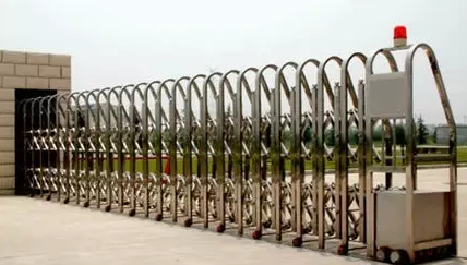 電動(dòng)門(mén)廠家對(duì)伸縮門(mén)的維修需對(duì)癥下藥，才能從根本上解決
